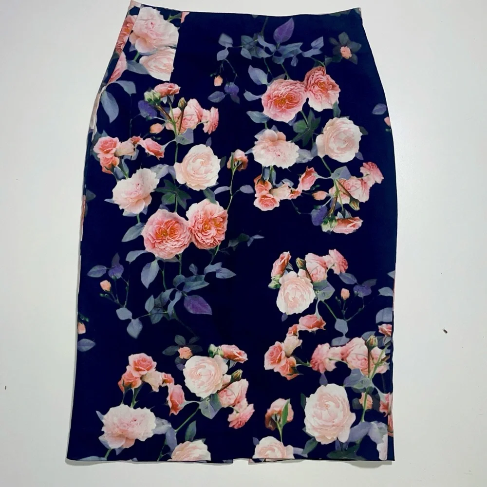 Portmans rose pencil skirt - Picture 1 of 4